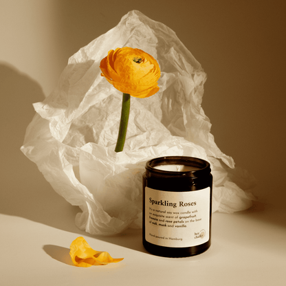 Duftkerze „Sparkling Roses“ | Rose & Bergamotte | Handgemacht | 155g - KONSTLERIA