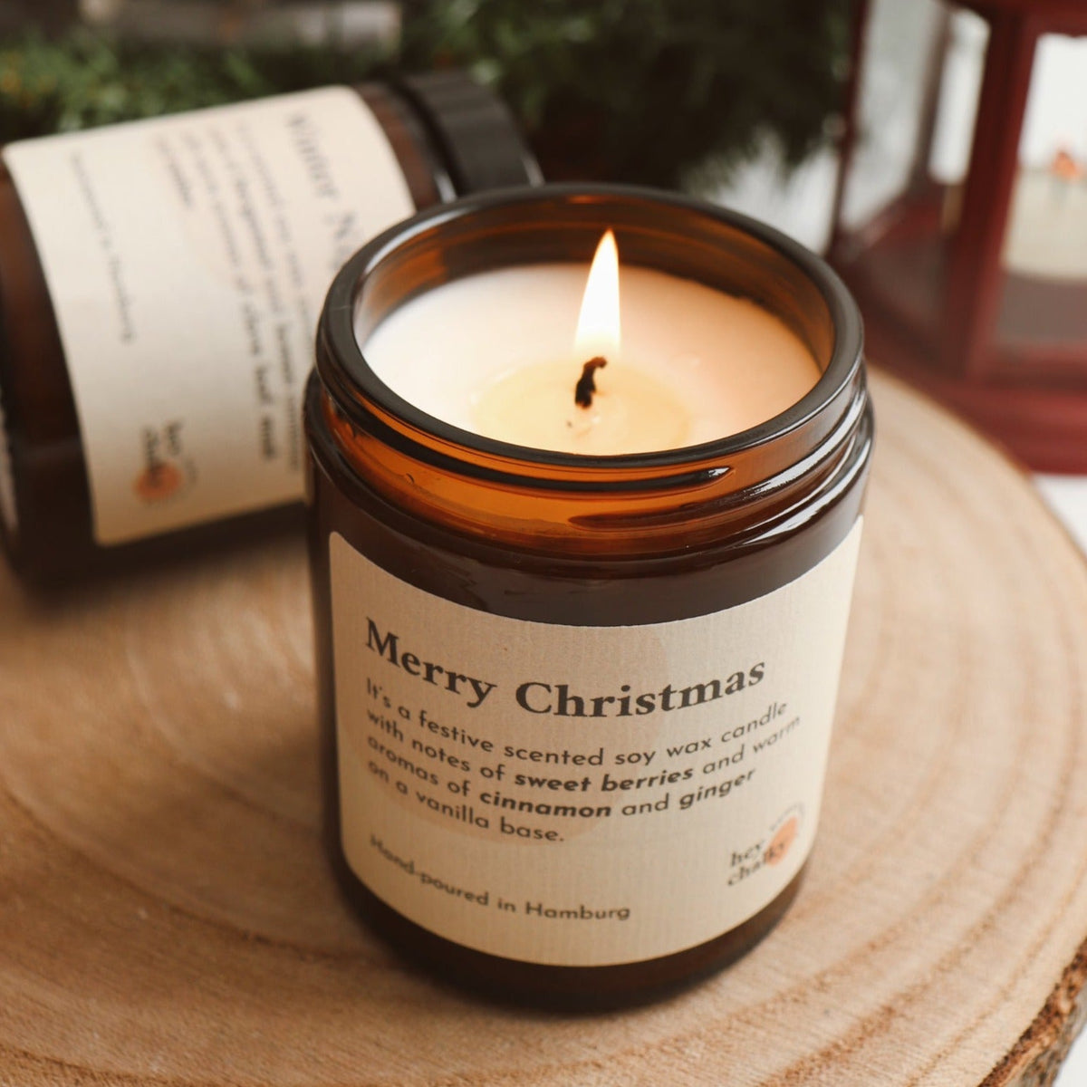 Duftkerze Merry Christmas 155g, handgegossen aus Sojawachs - KONSTLERIA